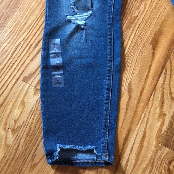 1 LEFT💋 NWT MUDD MID-RISE CROPPED SKINNY JEANS 15 - Picture 5 of 7